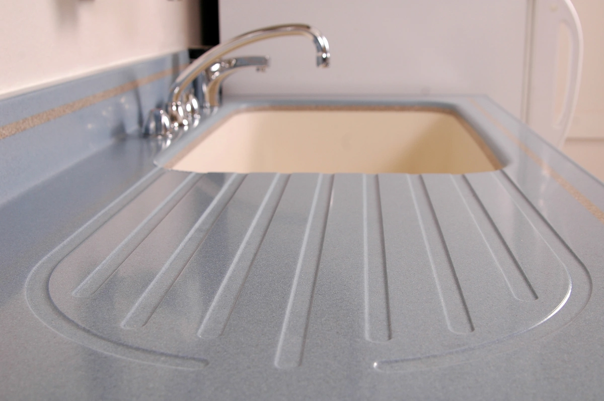 solid surface bathroom countertop as affordable option