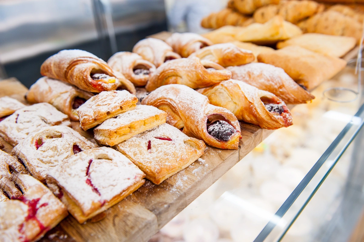 close up to pastries on shelf